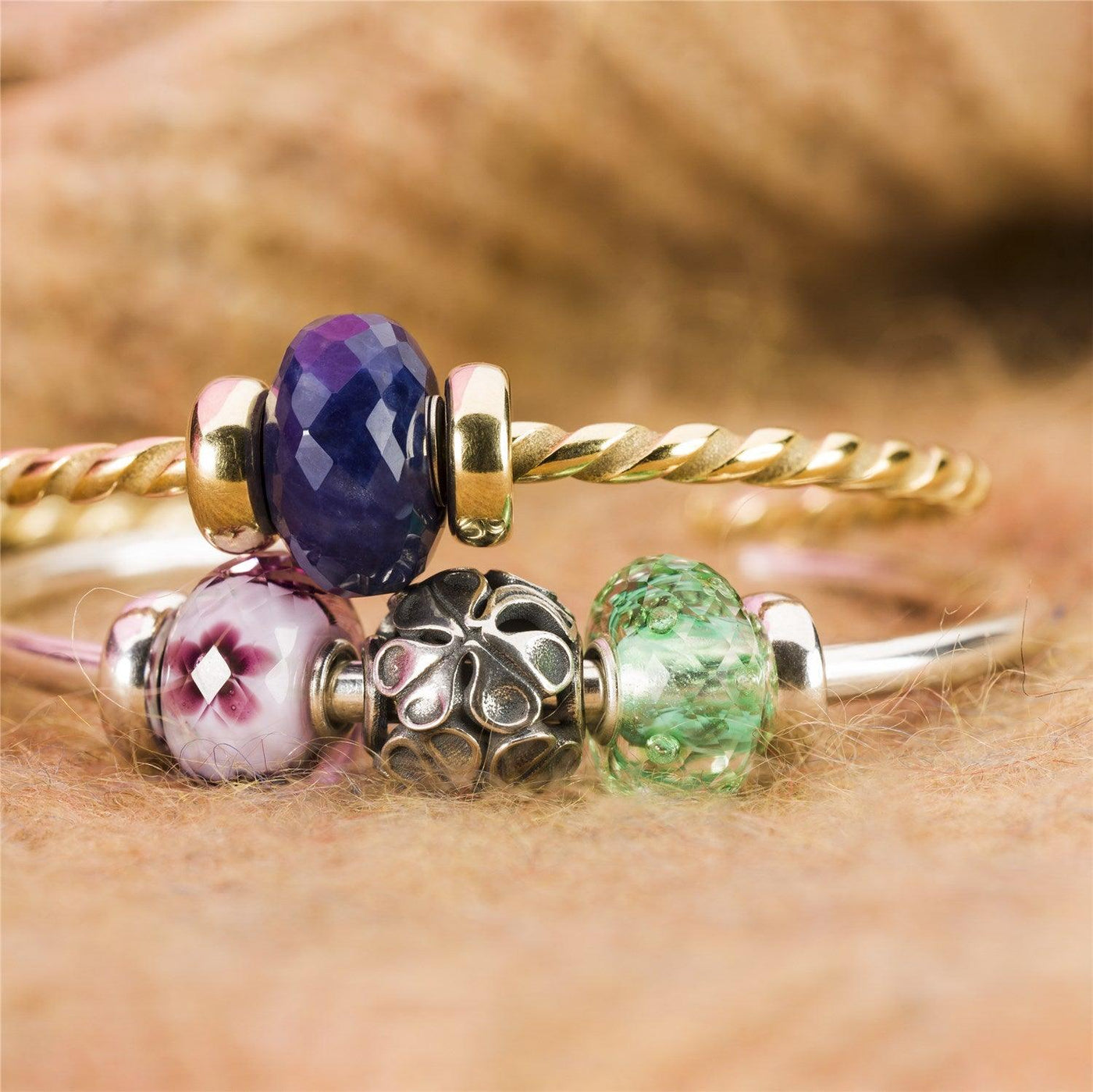 Kék Szodalit Bead - Trollbeads Ékszerek Magyarország