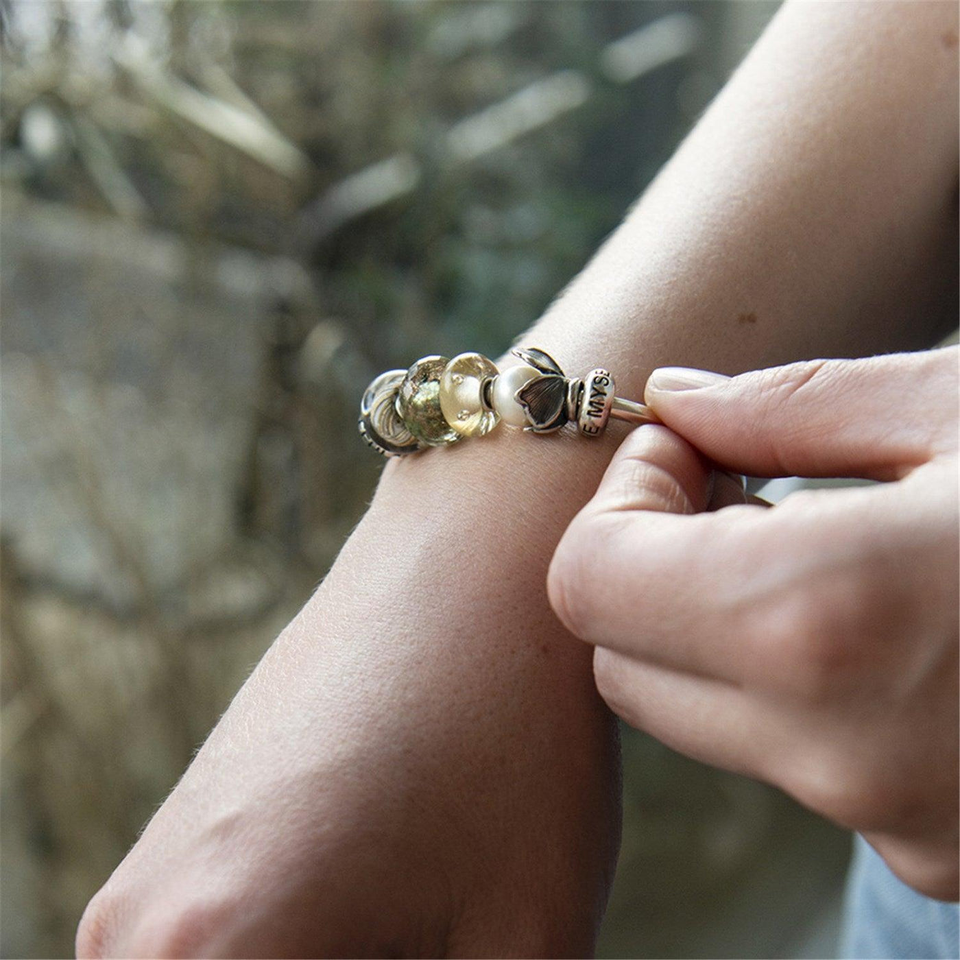 Tisztaság Virága Bead - Trollbeads Ékszerek Magyarország
