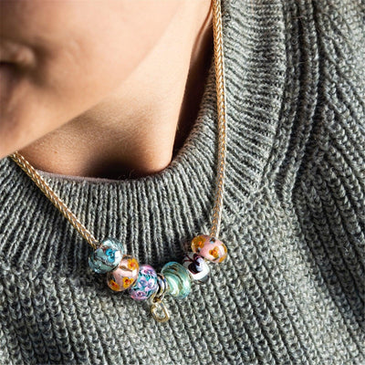 Virágzó kékség bead - Trollbeads Ékszerek Magyarország