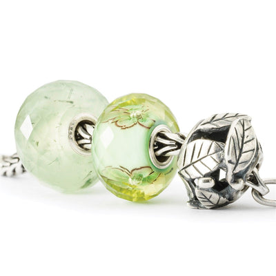 Gondoskodó Levelek Bead - Trollbeads Ékszerek Magyarország