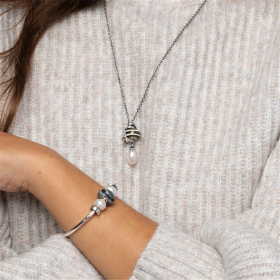 A Természet Ölelése Bead - Trollbeads Ékszerek Magyarország